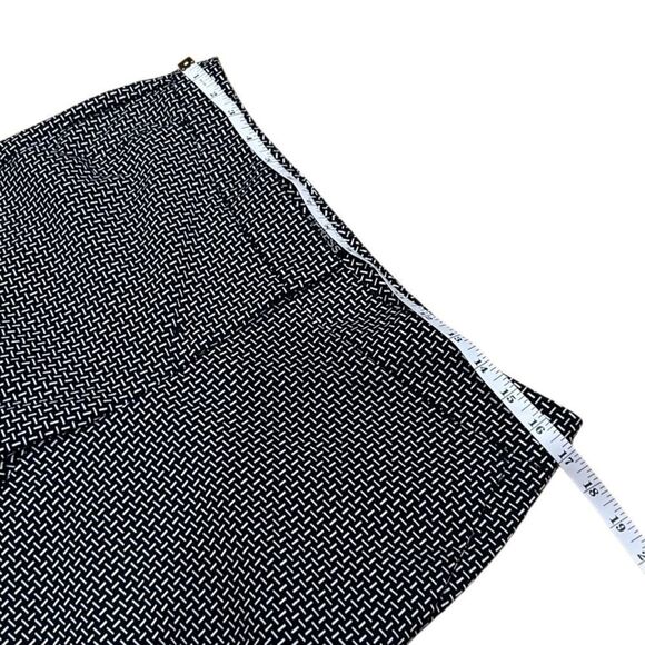 Express Columnist Mid Rise Ankle Pant Black and White Geometric Size 8 - Picture 14 of 15